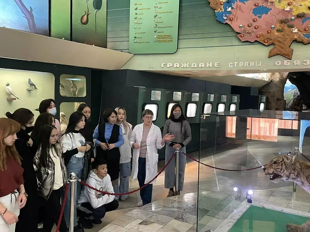 "Қазақстан— тас дәуірінде" тақырыбында музей-сабақ өткізді