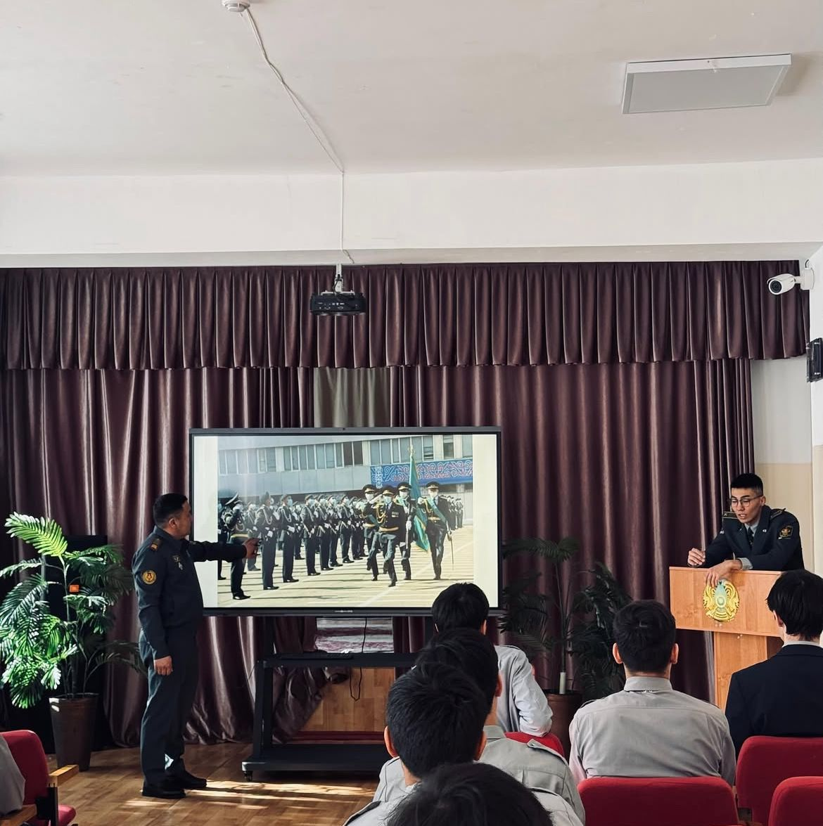 Радиоэлектроника және инженер