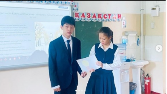 Жолда және көшедегі қауіпсіздік ережелерін сақтау” тақырыбында сынып сағаттары