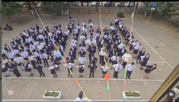 тәрбие процесіне дене шынықтыруға арналған қысқа жаттығу