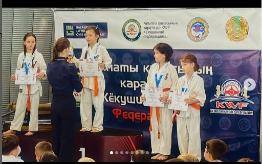 Мектебіміздің 4 “А” сынып оқушыларының спорт және өнердегі жетістіктері