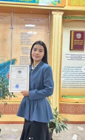 “Тіл - халықтың жаны” атты қалалық эссе байқауы